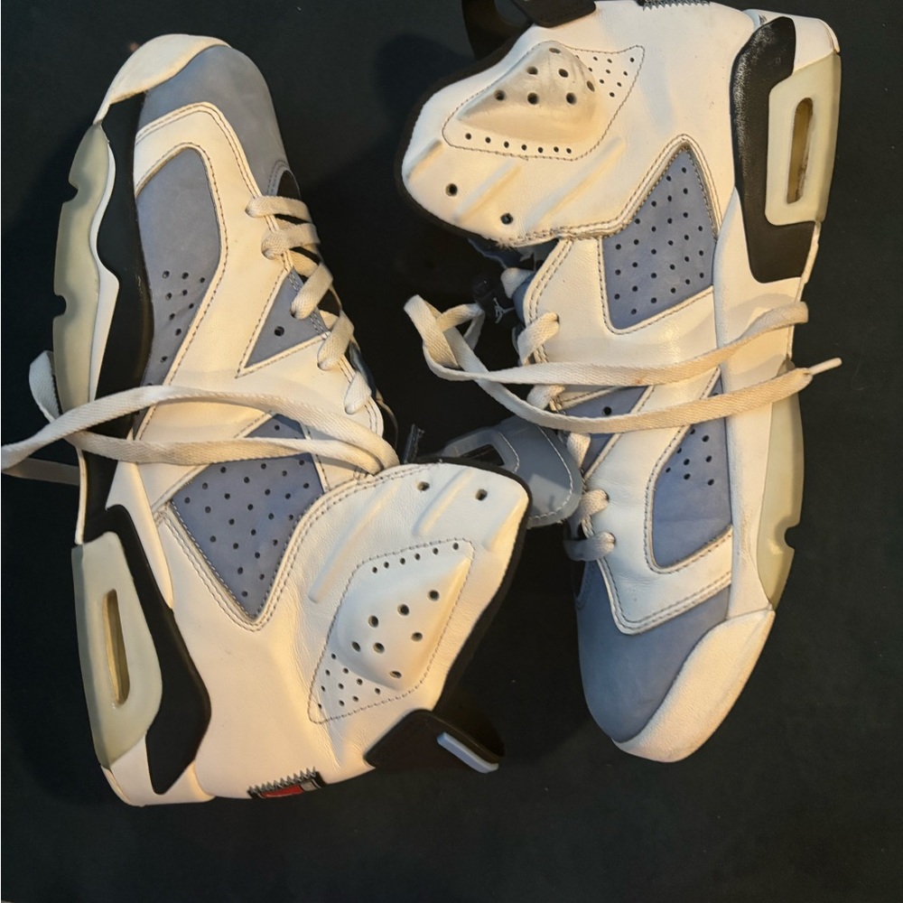 Jordan UNC 6s Size 11 WORN